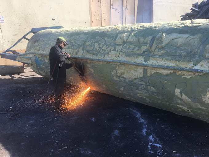 Aperçu des activités de la casse automobile RECYCLAGE ENVIRONNEMENT DECHETS située à AUBENAS (07200)